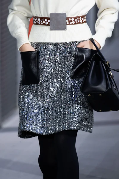 Look 24